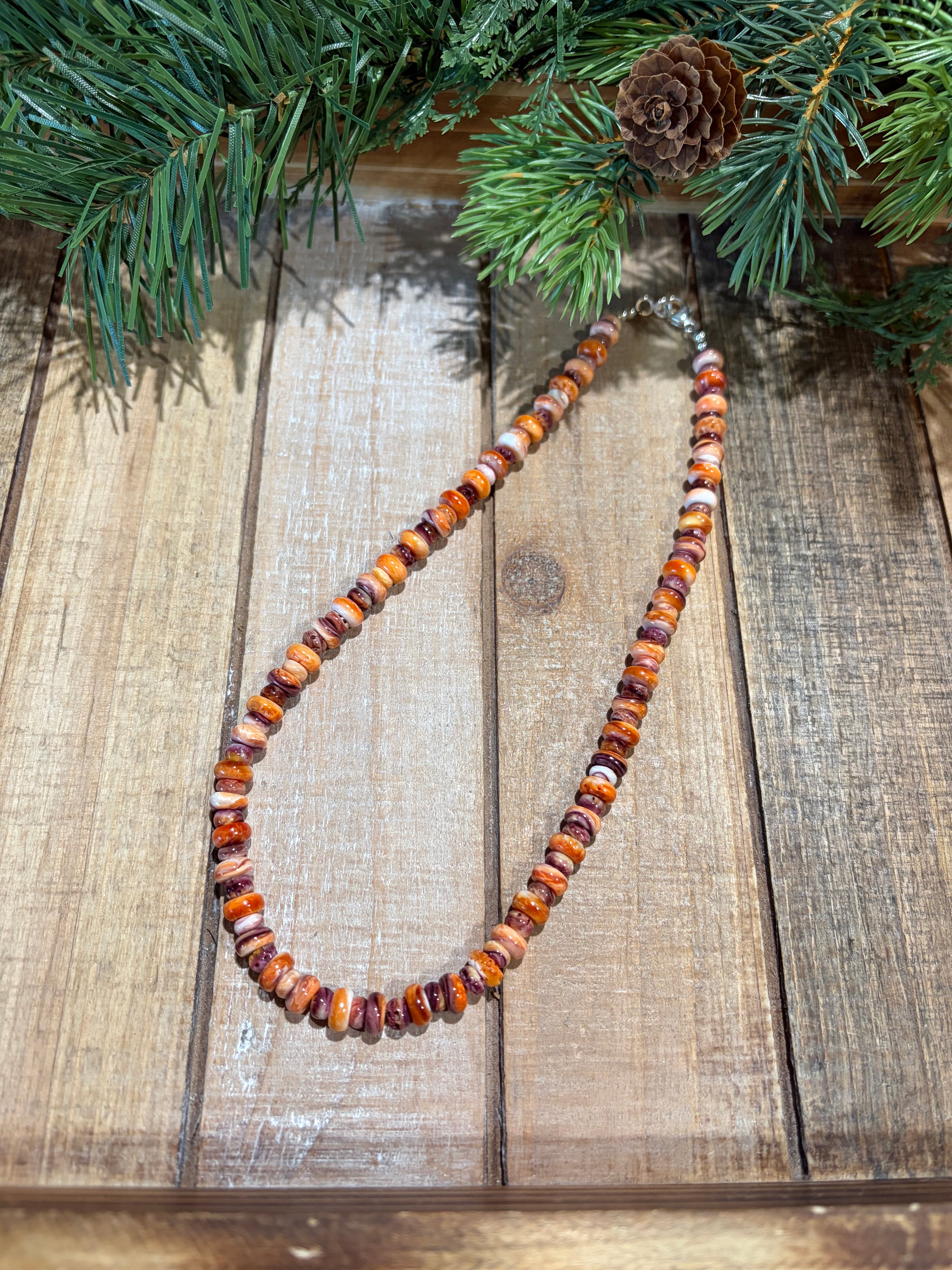 Spiny Oyster & Lions Paw Necklace