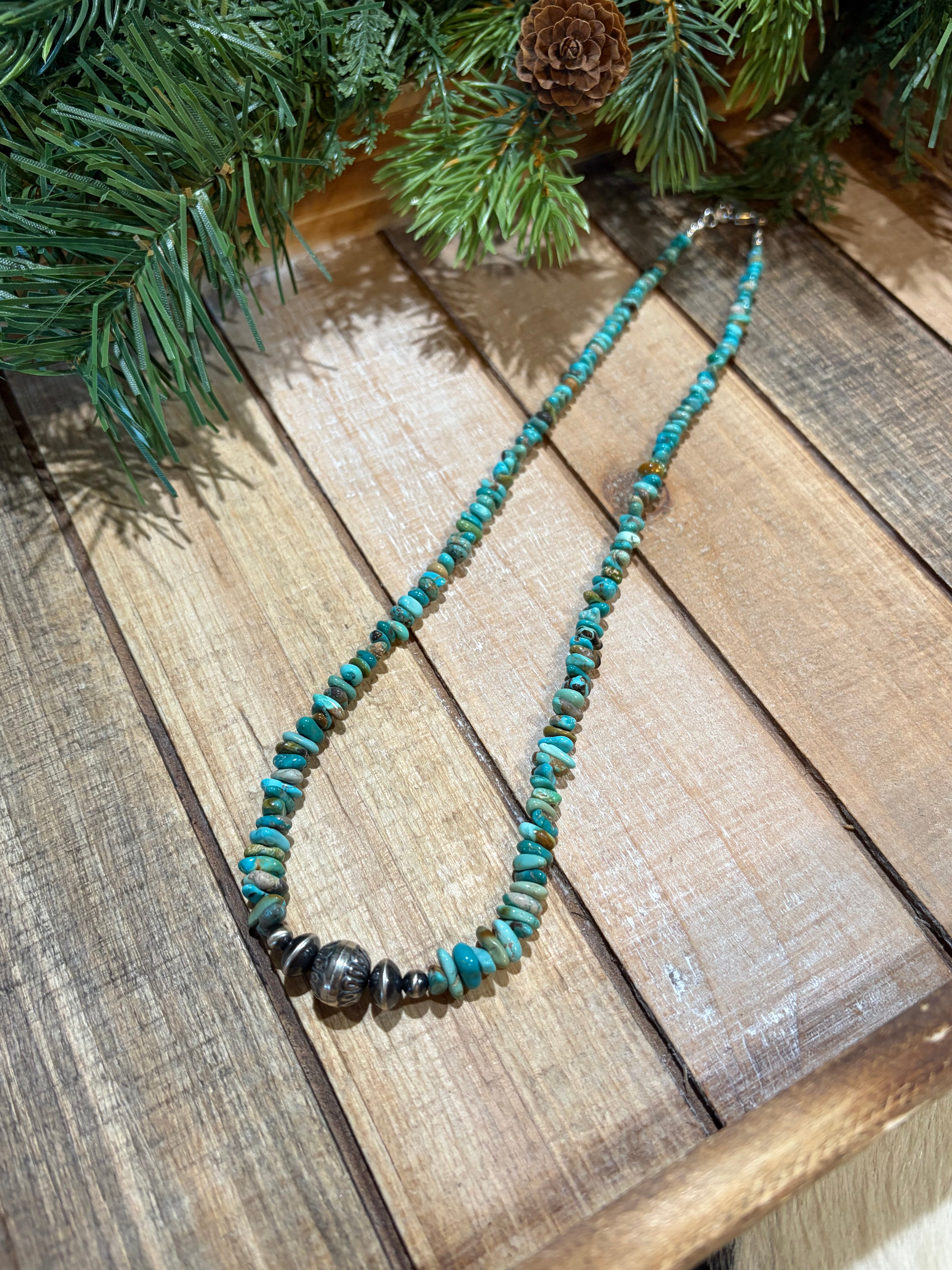 Carico Lake Turquoise Graduated Beaded Necklace